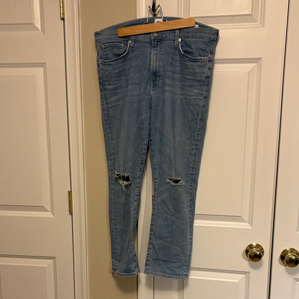 Edwin Women's Light Blue Straight Legged Cropped Jeans with Knee Distress